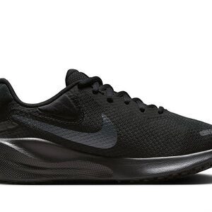 Nike Revolution 7 Running Shoe - Women's 

(Barely Worn)